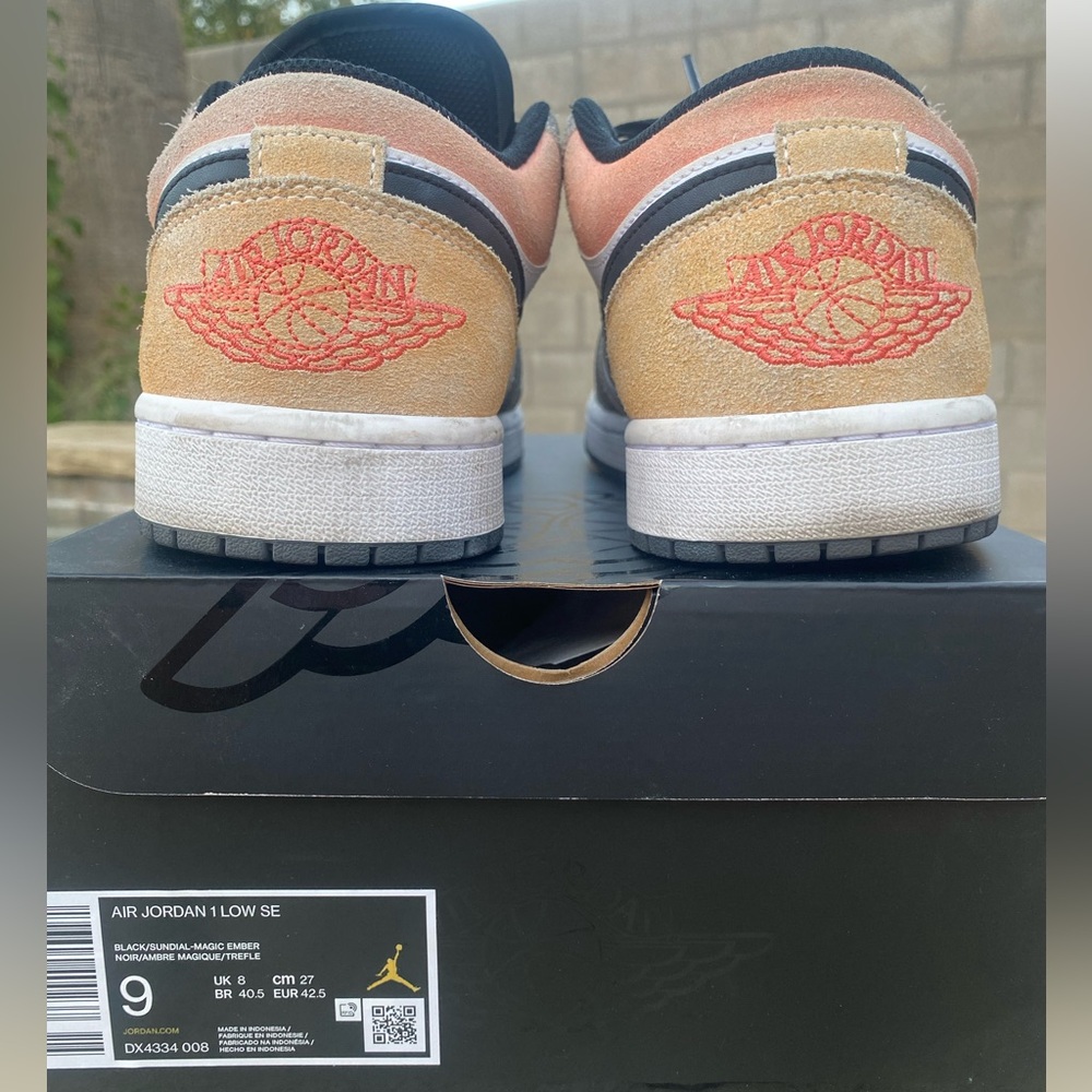 Nike Air Jordan 1 Low SE